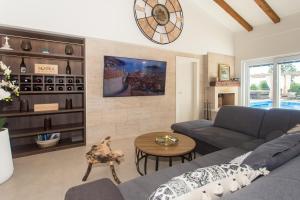 Luxury Villa Lunika near Brela, Baska Voda, Makarska