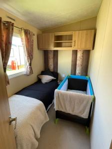 Golden Palm Resort - Appleby - Coastal Caravan Breaks