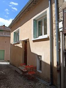 Maisons de vacances Maison au coeur d'un petit village provencal proche Vaison la Romaine : photos des chambres