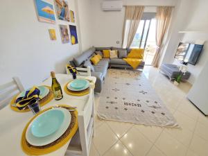 The Yellow Apartment in Durres