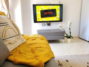 The Yellow Apartment in Durres