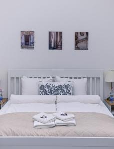 Joy Apartments on Kiraly street