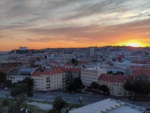 Cozy 2 rooms flat - Castle view