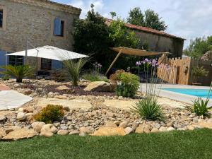 Villas mas provencale jardin piscine : photos des chambres