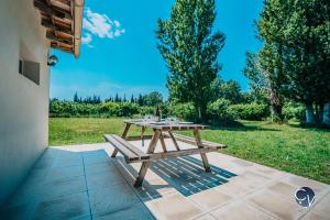 Maisons de vacances Mazet au calme -Piscine privee-Grand jardin arbore : photos des chambres