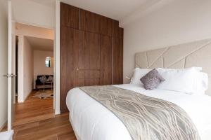 Luxury High-Rise Panoramic Apartment, Polanco 3BD