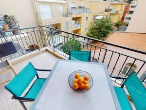 Charmant 2P Climatisé en Centre-Ville avec Terrasse et Parking Privé - FR-1-196-336 - Грімальді