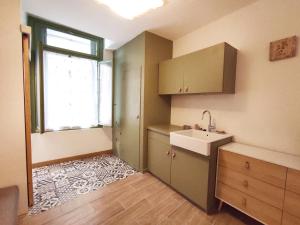 Historical center 3 st house, garage & tropeziene