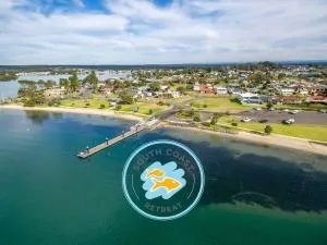 South Coast Retreat - Pyree