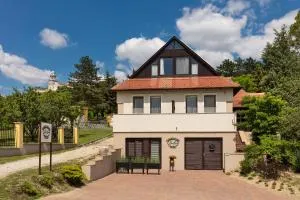 Pannonhalma Panzió - Bakonypéterd