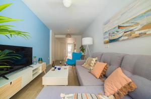 Breton 17- Apartamentos con piscina climatizada en Alicante centro