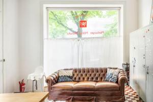 Großzügige 185m2-Altbauwohnung in Bestlage 7Zimmer-2Bäder-2Küchen-2WCs