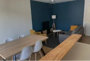 Appartement 2 chambres - 50m de la mer - parking - 滨海埃尔芒维尔