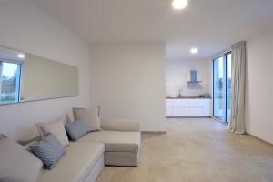 Junior Suite with Pool View
