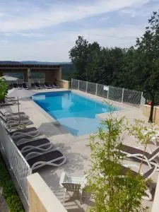 Gîtes de l'Esquirou - 拉戈尔斯