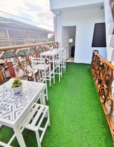 NomadsMNL Airport Hostel