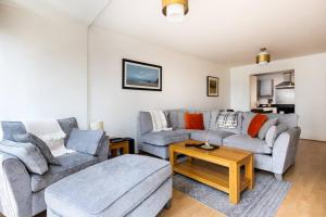 Lovely 2 BR apartment with balcony