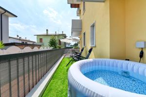 Pearl House - Sirmione Holiday - Jacuzzi Privata