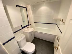 Wonderful Baker Street Flat!