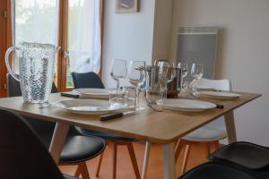 Appartements L'Ecrin Vue Lac 3 etoiles - Parking gratuit, Calme & confort : photos des chambres