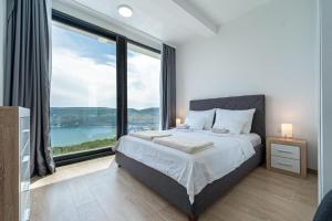 Pool Villa Luxoria Trebesin