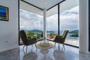 Pool Villa Luxoria Trebesin