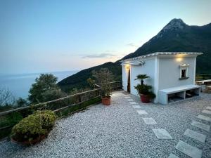 Amalfi Coast - Mini Cottage vista mare con giardino