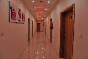 أماسي الواحة للشقق المخدومة