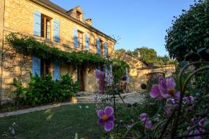 Maisons de vacances 19th century house, 6 bedrooms with 6 bathrooms, private pool & garden : photos des chambres