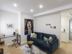 Beautiful Blue Triana Apartment