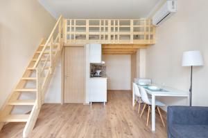 Mezzanine Apartments - Air Conditioned Studios