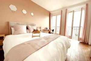 Appartements Ciel de Paris : Vue Tour Eiffel : Appartement 1 Chambre