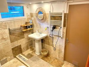 La Suite de la Maison Jaune