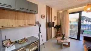 Midoya Sea View - Prínos