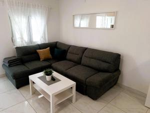 New! Apartment Ariela 150m from the beach, Vir island