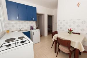 Apartment in Stupin Celine with sea view, terrace, air conditioning WiFi 5149-2