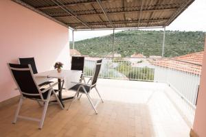 Apartment in Stupin Celine with sea view, terrace, air conditioning WiFi 5149-2