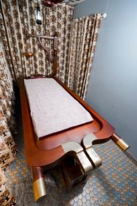 Parudeesa - Heavenly- Luxurious Palace look-Near CBD - Kerala - India with Breakfast