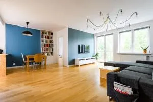 Apartament 100m2 - 2 sypialnie, 2 łazienki, salon, kuchnia, taras, WiFi, rowery - Bornerowo