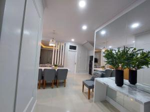 villa batu pandermanhill 4BR+karoke