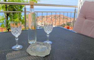 Exclusive Old Town and Sea View Apartments