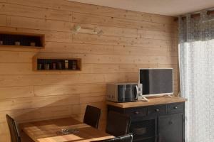 REZ DE JARDIN CALME ST LARY PROCHE TELECABINE