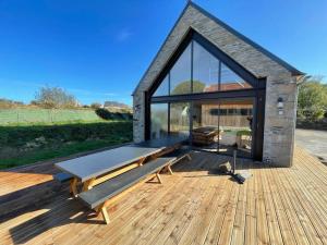 Villas Belle maison de campagne d'architecte, petanque et rando, plages a 5 min ! : photos des chambres