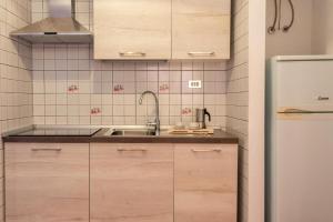 Glorious Residence Le Pavoncelle 1 Bedroom sleeps 4 plus a child bed possible