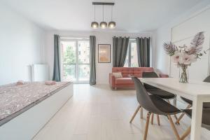 Cozy and Spacious City CenterS42
