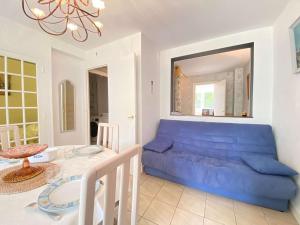 Calme et verdoyant: Appart 2 pièces, terrasse, parking, proche plage et commerces - FR-1-245-74