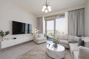 Maison Privee - Graceful Apt in Prestigious Dubai Hills close to the Golf Course