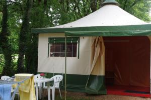 Campings Camping La Bergerie : photos des chambres