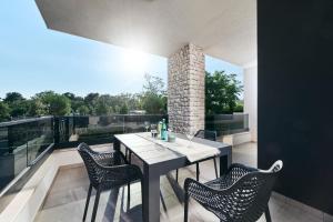 Apartments San Maris