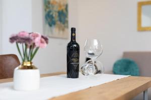 Studio, 70 steps from the beach